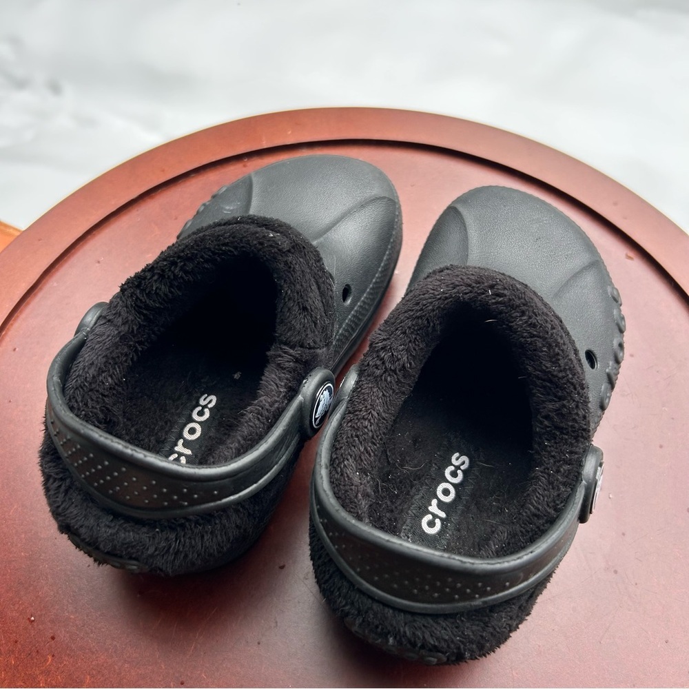 Crocs Blitzen Black Removable Fleece Liner | Little Kid Size 9 - Picture 5 of 8